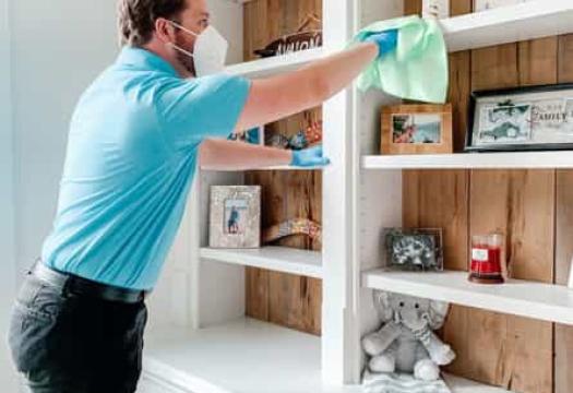 Merry Maid cleaning shelving