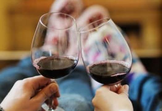 how to clean wine glasses